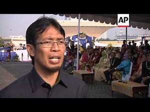 Over 300 couples exchange vows in mass wedding organised by social welfare agency