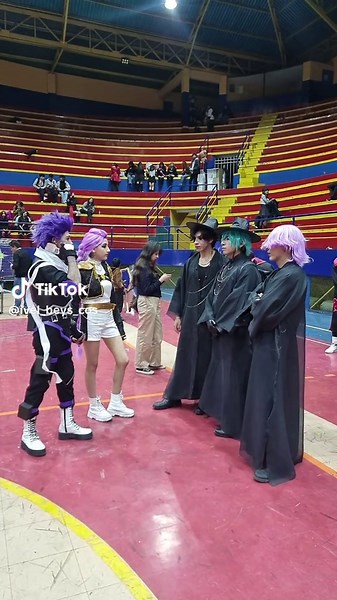 Guía de supervivencia zombi en eventos de anime