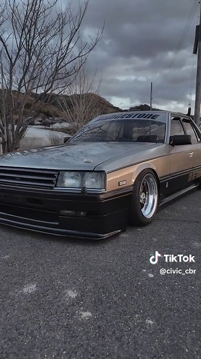 スカイライン R30 鉄仮面の魅力