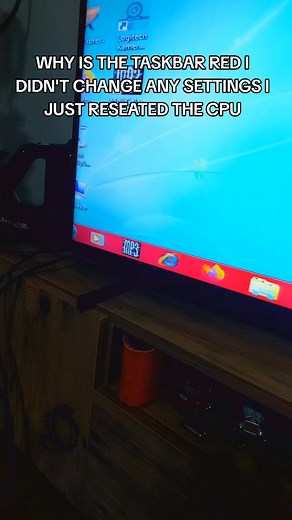 Solving the Red Taskbar Issue on Your PC