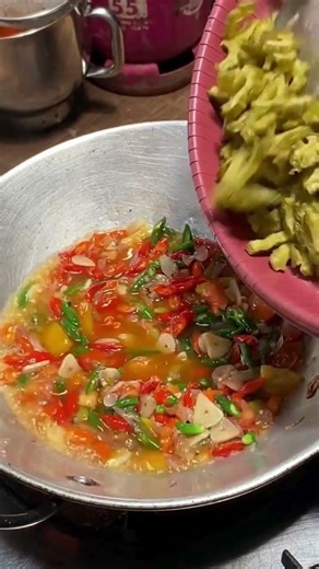 Spicy, anti-bitter stir-fried bitter melon! A simple recipe you must try