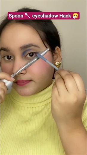 Spoon 🥄 eyeshadow Hack 💗 #makeup #viral #trending #shorts #eyemakeup #eyeshadow #eyetutorial #shorts