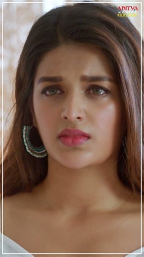 #NidhhiAgerwal Love Status | #IsmartShankar | #RamPothineni | #Shorts #YTShorts #ShortsFeed #Reels