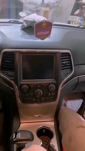 CHEROKEE 2014 TESLA SCREEN WITH CAMERA #carkitlb #carkit #71457555 #autoaccessories #tunning #spoilers #screens #accessories #caraccessories #chrokee #tesascreen | Carkitlb