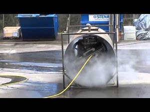 Pipe Cleaning with UHP Water Jetting