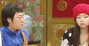 Bức ảnh gây tranh cãi nảy lửa: Sohee (Wonder Girls) khó chịu ra mặt, lườm sao nam vì bị nhìn lén vòng 1, thực hư ra sao?