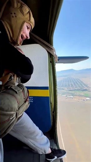 First Skydiving Experience… I Was NOT Ready 😱 #skydive #extremesports #freefall #skydiving