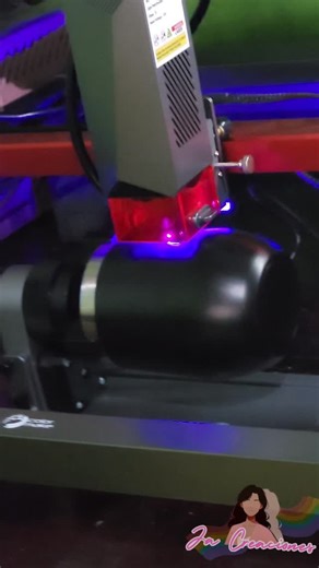 Grabando vaso térmico #grabadoláser #vasopersonalizado | JA Studio Grabado & Craft