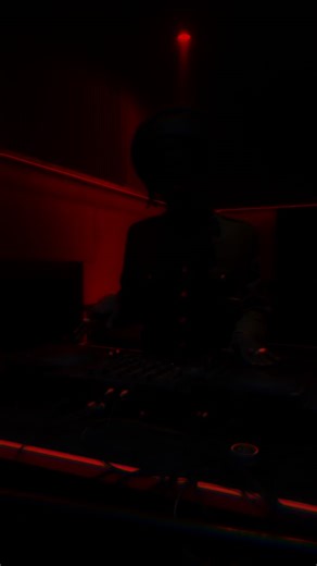 Bring it on 🔥 🎤 Rock this up #reggae #reggaemusic #newmusicalert #dj #openmicnight #scratches #reelreal #rootsreggae #reggaeband #newsingle #radio #senegal #reggaeartist | Meta and The Cornerstones