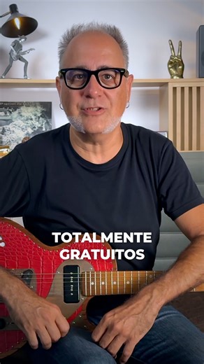 En Escuela de Guitarristas tienes 3 cursos 100% gratuitos, sin tarjeta, sin letra pequeña, sin trampa ni cartón 🎸 👉 Guitarra desde cero patatero: perfecto si estás dando tus primeros acordes. 👉 Salir del estancamiento: ideal si quieres avanzar y te faltan recursos. 👉 Salir de la pentatónica: para los que buscan mejorar su improvisación. ¿Con cuál vas a empezar? Tienes el enlace directo en la bio (o comenta “curso” y te lo enviamos) ✉️ | Escuela de Guitarristas