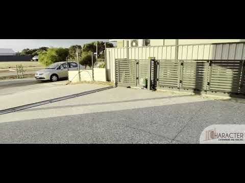 turning sectional sliding gate | Character Gatemaker