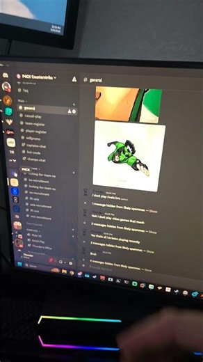 link in bio to get cs2 teammates! #discord #cs2