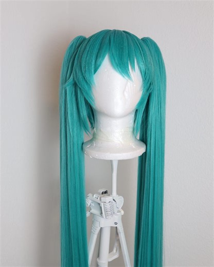 Hatsune Miku Ready-to-Wear Perücke | Handgefertigte Vocaloid Cosplay Perücke | Idol Style Doppelschwänzchen - Etsy.de
