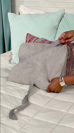 The Coziest of Cozy Blankets, Just Add a Good Book & A Cup of Tea | QVC