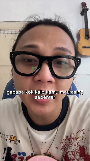 Lagu Tentang Perpisahan Sementara dan Kesedihan