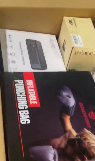 🎁 ¡Descubrí la emoción con VIP BOX! La caja misteriosa de tecnología más exclusiva de Argentina 🔥 💵 Pagás recién cuando te llega el producto a tu casa. 🚚 Entrega rápida en 24 a 48 horas hábiles en toda AMBA. 10% OFF pagando por transferencia Cada VIP BOX es una experiencia única con productos originales, de calidad y de mayor valor al que pagás. 💎 Más de 7.500 clientes felices ya viven la experiencia VIP. 👉 Pedí tu VIP BOX hoy, recibila en tu casa y pagá al tenerla en tus manos. | Vip Tien