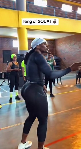 Ebony Squat Riding: Fitness TikTok Trend