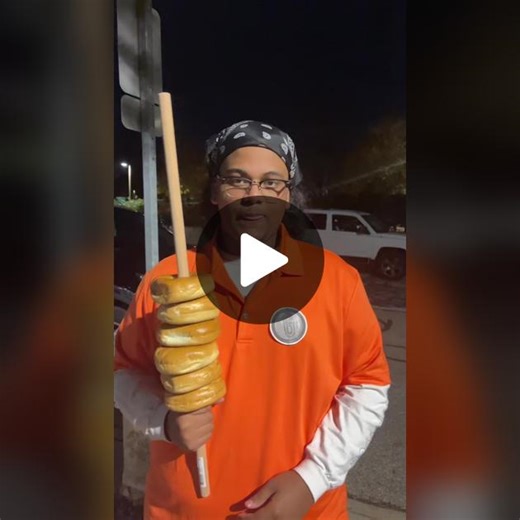 the groovy smoothie logo was on a budget #halloween #fyp #icarly