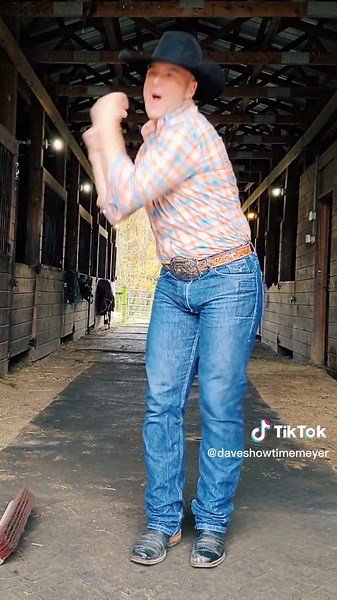 That 1st day of Spring feeling! @kimesranchjeans