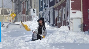A glimpse into what it's been like in eastern Newfoundland these past couple days. ❄️ ➡️ http://bit.ly/blizzard-assistance-newfoundland It's nice to see that some are making the most of the historic blizzard. ➡️ Stay up to date with the latest: http://bit.ly/blizzard-assistance-newfoundland | Yahoo Canada