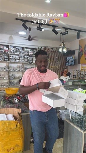 The all awaited foldable Rayban wayfarer glasses is finally in and selling for 100gh..Place order via: WhatsApp:0555813307 Call:0555813307 📍Kumasi-Kejetia new market opposite Gate 4-ELIZ PLAZA BLK E ———-WE DO NATIONWIDE DELIVERY 🚚🛍️ #tiktok #foryoupagе #viral #ghanatiktok🇬🇭 #sunglasses @Maame U💕 @Abena_Sweet @Adepa’s Collection 🛍️❤️🧿.. @THE BLINKS WATCH GARAGE 🛍️ @Giggles Stylish 😋🥰🇬🇧🇨🇦