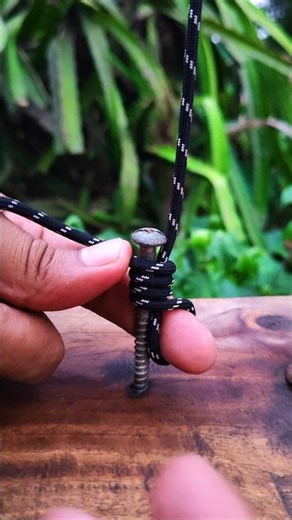 An Easy Way to Tie a Clove Hitch 💯