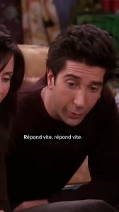 390K views · 4.9K reactions | Le téléphone, quelle merveilleuse invention pour se donner des nouvelles... ​#FRIENDS  Saison 9 Épisode 10 "Celui qui passait Noël à Tulsa" | FRIENDS (TV Show) | Facebook