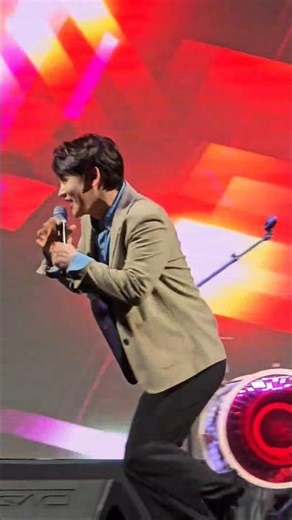 I can't hear the applause, so I'm moving over~ #ParkSeoJin