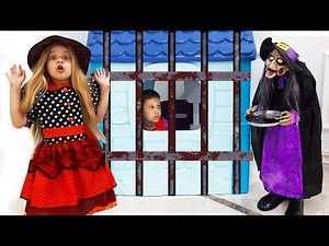 Diana and mysterious adventures on Halloween - Videos For Kids