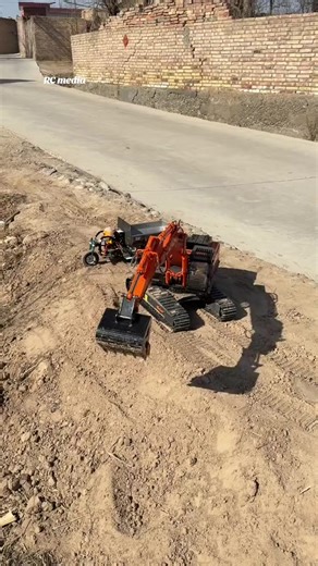 Hitachi 1/12 RC Model Review