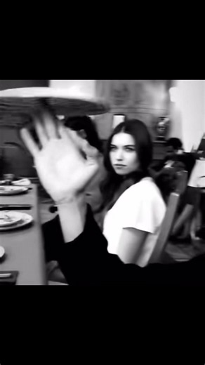 ‏#yalıçapkını #зимородок #afrasaraçoğlu #mertramazandemir #feritseyran | Afra Saraçoğlu