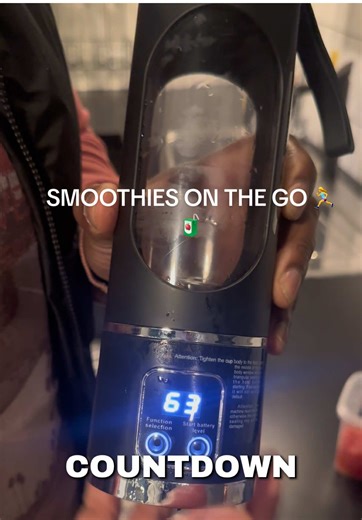 Fresh blends, zero hassle 💪🍓 Portable, rechargeable, and easy to use. 👉 Hit the link and sip fresh anywhere 🔋🧃 #juicer #blender #portable #leddisplay #tiktokshop