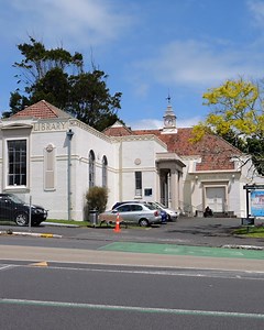 🎉 On this day, 100 years ago, Grey Lynn Library first opened its doors to the public. Since 1924, this cherished community space has been a hub of connection and learning for visitors, including the vibrant Pacific Island population that has shaped the rich cultural fabric of Grey Lynn. 🌴🌺 We’re proud to be celebrating this incredible milestone with the team. Join us there 14 December at 10:00 am to celebrate with them! There will be speeches, celebrity librarians, and of course, cake cutting