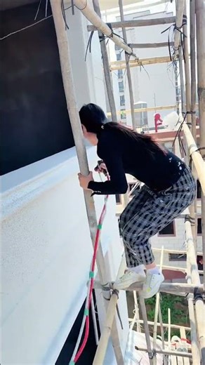 Mastering the Game: Watch Me Spray Like a Pro