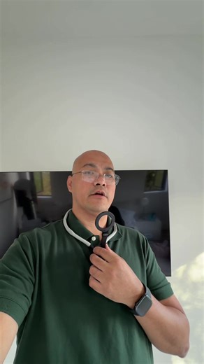 Magnetic neck phone mount.