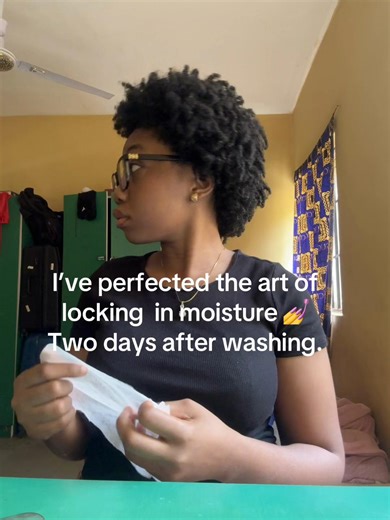 How to Effectively Seal in Moisture for Afro Hair
