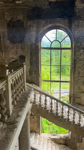 The town began its rise in the early 1900s, gaining popularity in the 1920s as a health destination with its therapeutic mineral springs. It flourished until the late 1940s but faced decline after the mid-20th century. Today, it stands as a testament to its rich history, with stunning architecture and tales of the past. . #abandonedsanatorium #urbex #abandonedhotel . | StarkUrbex