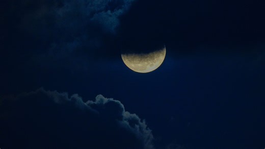 First of 2 May full moons is this week, coincides with SpaceX launch