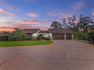 9829 Wedgewood Ln, Leesburg, FL 34788 - MLS G5093610 - Coldwell Banker