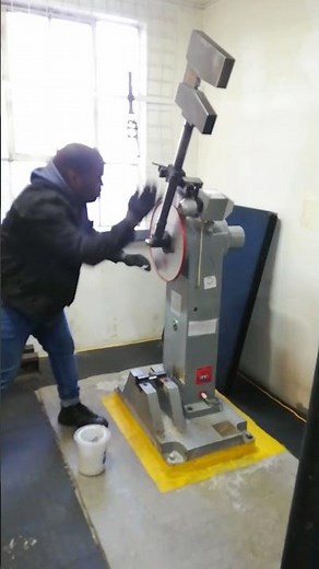 HOW TO SET FOR TOUGHNESS TEST USING CHARPY IMPACT MACHINE IN MECHANICAL LABS