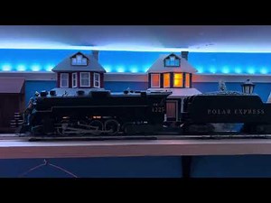 POLAR EXPRESS Lionel O-Scale Wall Shelf Train Set Driving around Bedroom Wall Shelf Track #lionel