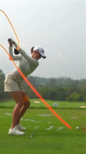 LPGA Beauty Golfer Nataliya Guseva Awesome Swing Motion & Slow Motion