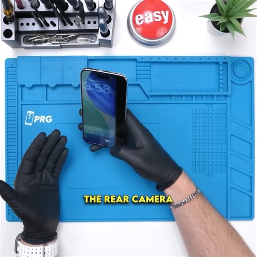 579K views · 12K reactions | In this video, we attempt to make the iPhone 17 Air's back glass transparent. Is it possible, and will it look good? Let's find out. | Phone Repair Guru | Facebook