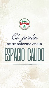 El jardín puede convertirse en el mejor escenario para recibir a tus invitados. Para la familia Cruz Revilla instalamos lágrimas decorativas en el ingreso, guirnaldas y una iluminación cálida que transforma el espacio durante la noche. Un ambiente acogedor, elegante y perfecto para celebrar. Si deseas decorar tu jardín para Navidad, escríbenos para coordinar una propuesta personalizada. #JardínNavideño #DecoraciónExterior #NavidadEnCasa #OlemasEventos #DecoraciónNavideña #decoracioneschimbote #E