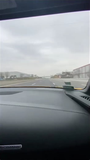 Course audi r8 vs bmw m4