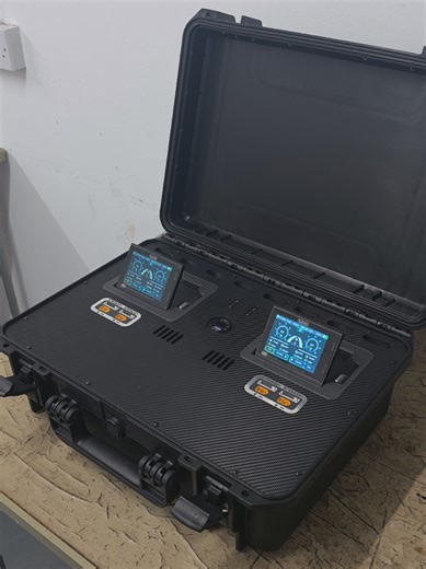 My custom charge case. 2x M8D @toolkitrccharger 🔌⚡️ #charger #custom #rchelicopter #electric #power