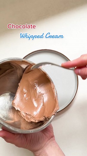 Chocolate whipped cream ✨ only takes 3 ingredients and it’s so smooth - perfect for piping or a little quenelle! Recipe 120g Dark Chocolate 3g Gelatin 18g Water 500g Double/Heavy Cream 1. Bloom the gelatin and water for 5m. 2. Melt the chocolate. 3. Heat the cream then remove it from the heat and stir in the bloomed gelatin. 4. Slowly pour the cream over the melted chocolate stirring constantly. 5. Whisk or blend together once you’ve added all the cream then chill for 6 hours. 6. Whisk by hand t