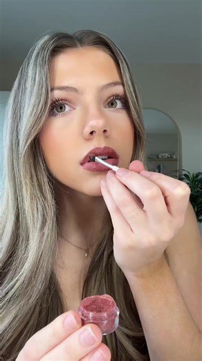 SHEGLAM Lip Dazzler Glitter Kit step-by-step ✨ Sparkly lips hit different! What do you think? @SHEGLAM #SHEGLAM #SHEGLAMGlitterKit #glitterlips#greenscreenvideo