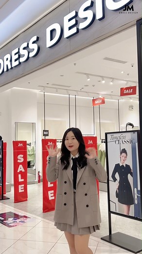 293 reactions · 55 comments | BLACK FRIDAY - SĂN SALE SẬP SÀN CÙNG JM #damthietkeJM #JMdressdesign #JDD #JMsale #JMblackfriday #blackfriday #JMnewcollection #JMfallwinter #JMtweed #vay #dam #office #autumnwinter #outfit #ootd #newcollection | JM | Facebook