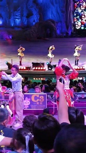 Stage show #stageshow #china #chinatravel #travelling #shorts